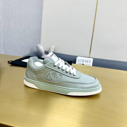 Chanel classic light green versatile casual sneakers - Image 2