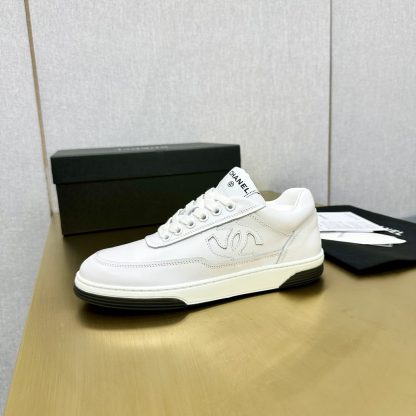 Chanel classic white versatile casual sneakers - Image 3