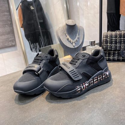 Burberry Classic Shape Patterned Sneakers