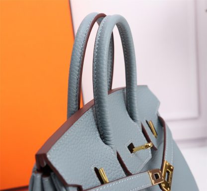 Hermès blue handbag, a must-have for elegance - Image 3
