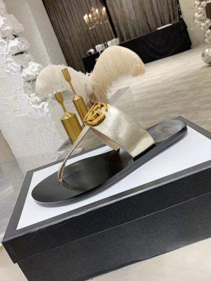 Gucci Double G buckle ribbon square toe flat slides - Image 4
