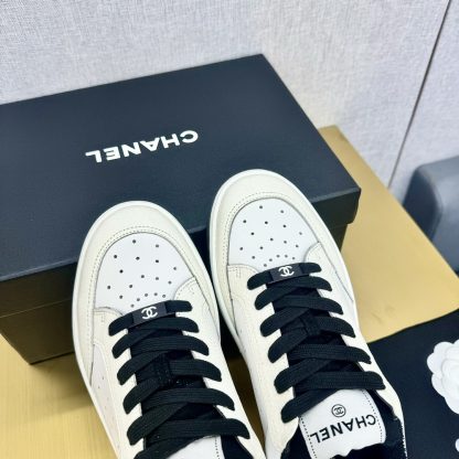 Chanel classic white and black mix and match fashion casual sneakers - Image 3