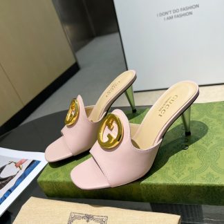 Gucci's classic high-heeled slippers are a must-have for summer