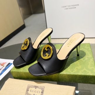 Gucci's classic high-heeled slippers are a must-have for summer