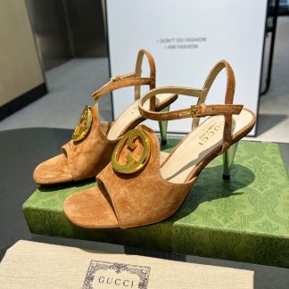 Gucci's classic high-heeled slippers are a must-have for summer