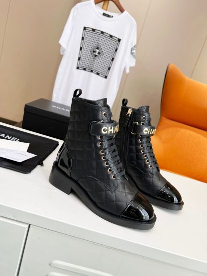 Chanel black leather boots worth putting in your wardrobe for autumn and winter - Image 2