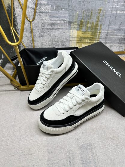 Chanel's latest white couple sports casual shoes - Image 3
