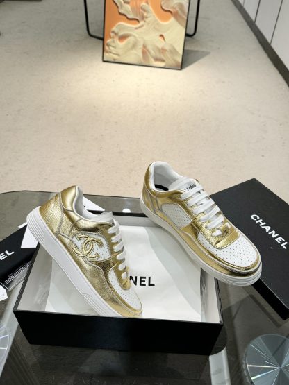 Chanel classic design gold mix fashion casual sneakers - Image 2