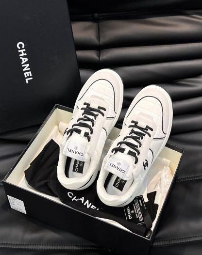 Chanel autumn and winter new white and black fashionable cowhide breathable sneakers - Image 3