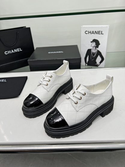 Chanel autumn and winter new white versatile leather loafers - Image 3