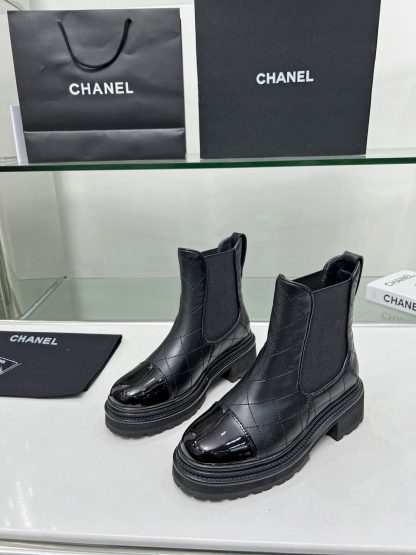 Chanel's latest autumn and winter fashion all-match black leather boots - Image 3