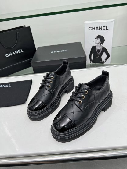 Chanel autumn and winter new black versatile leather loafers - Image 2
