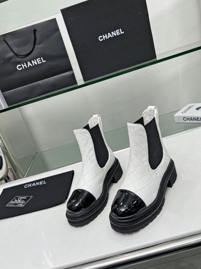 Chanel embroidered thick-soled white versatile Chelsea boots - Image 3