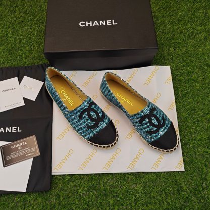 Chanel's early spring sunshine blue and black new fisherman shoes - Image 2