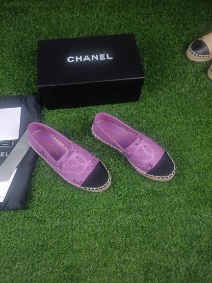 Chanel's early spring sunshine purple and black new fisherman shoes - Image 2