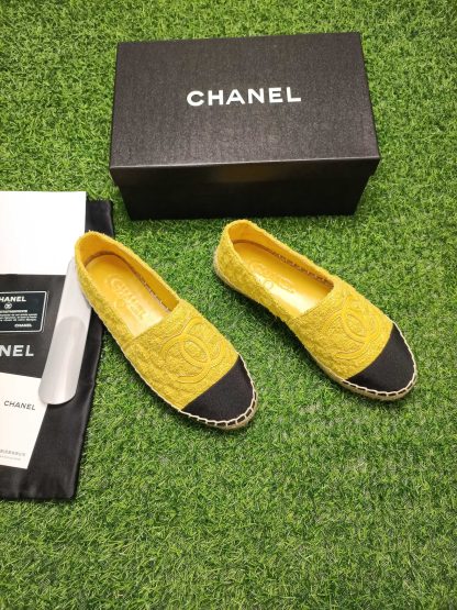 Chanel early spring sunshine yellow and black new fisherman shoes - Image 2