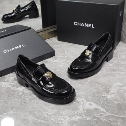 Chanel early spring new love buckle thick heel black loafers heel height 4.5cm - Image 3