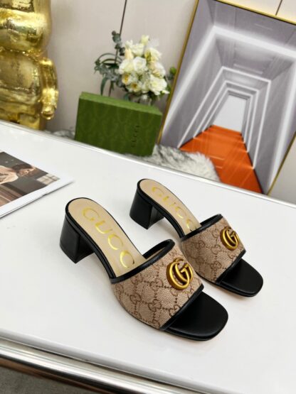 Gucci mid-heel slippers - Image 4