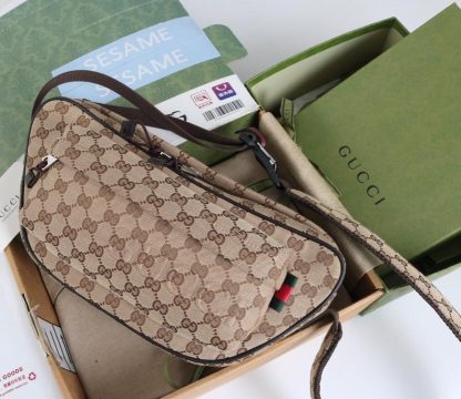 Gucci fashion sporty style crossbody bag - Image 3