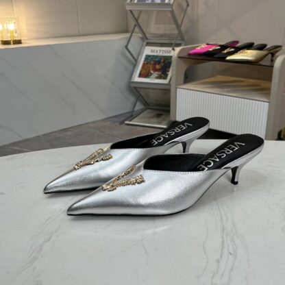 VERSACE exquisite luxurious large V buckle pointed toe fashionable high heels - Image 3