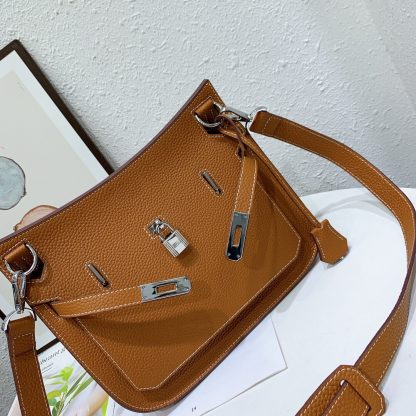 Hermes dark brown practical crossbody bag size bottom length 28cm width 12cm height 25cm - Image 3