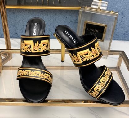 VERSACE New Fashion Printed Sandals High Heels - Image 3