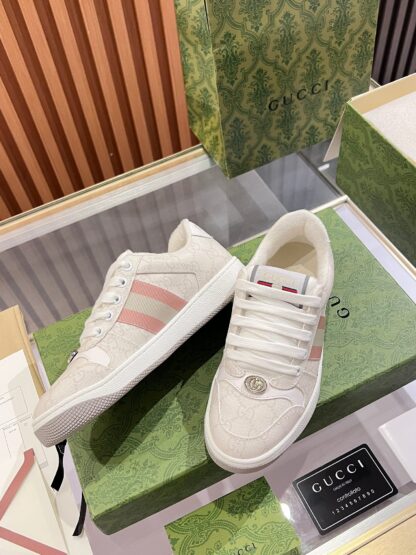Gucci retro distressed elements, washed retro logo casual shoes on the tongue - Image 4