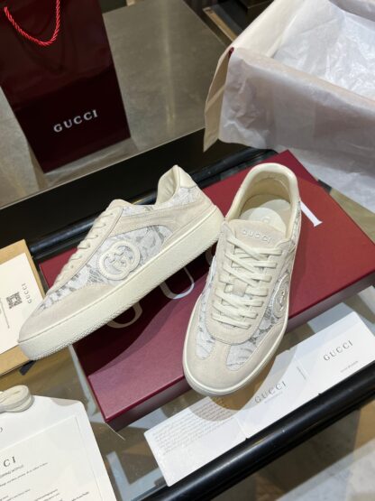 Gucci's classic retro style never fades Forrest Gump shoes - Image 3