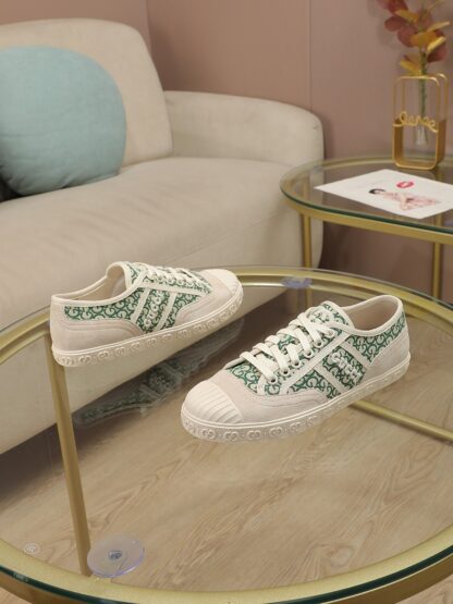 Gucci Double G embroidered low-top lace-up fashion sneakers - Image 4
