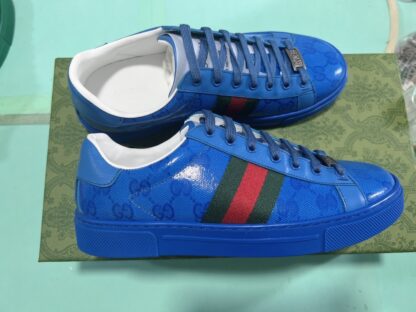 Gucci white shoes series - Image 3
