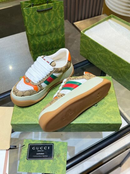 Gucci casual sneakers - Image 2