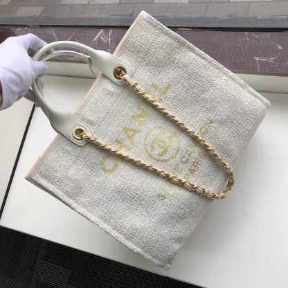 Chanel large capacity tote bag - Image 3