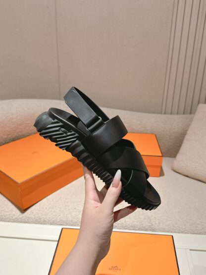 Hermes pure black comfortable casual style cross sandals with a bottom thickness of 4cm - Image 3