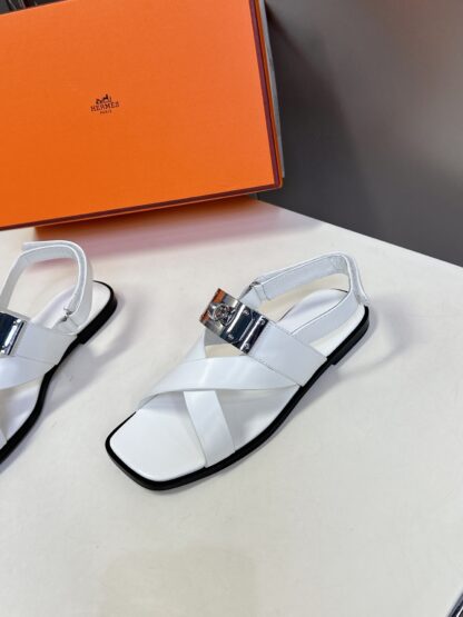 Hermès Spring and Summer Classic Square Toe White Versatile Comfort Sandals - Image 3