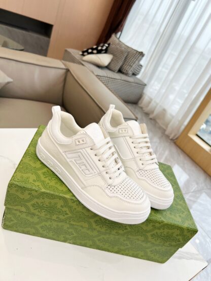 Gucci's latest hot-selling sneakers for couples - Image 4