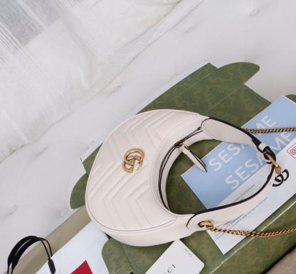 Gucci Crescent Shape Retro Handbag - Image 3