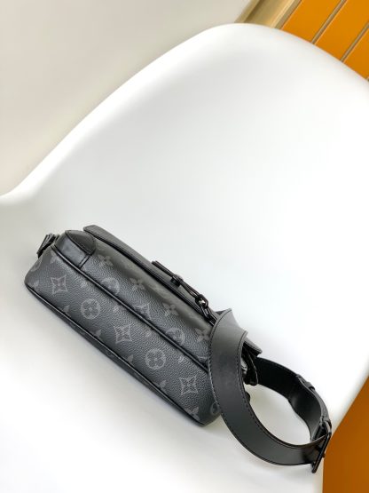 Louis Vuitton M46795 Black Flower Steamer Messenger Bag - Image 3