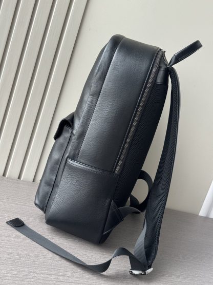 Prada Large Capacity Backpack - Image 3