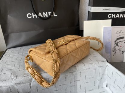 Chanel leather wide shoulder strap shoulder bag - Image 3