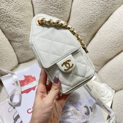 Chanel bag new style hippie hobos shiny black, gold and white versatile small bag - Image 3