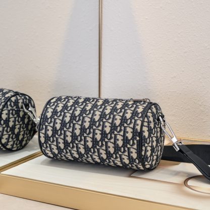 Dior OBLIQUE printed canvas cylindrical bag - Image 3