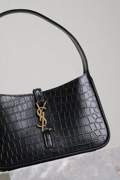 Ysl black crocodile pattern underarm bag - Image 3