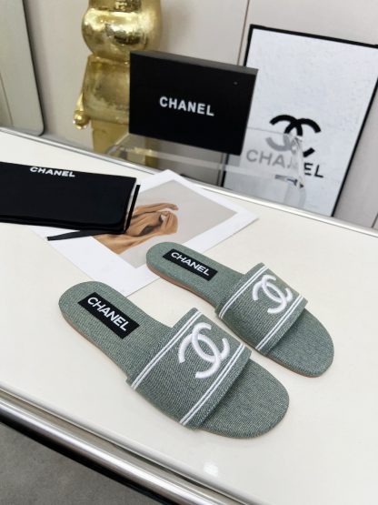 Chanel new light grey fabric sheepskin slippers - Image 3