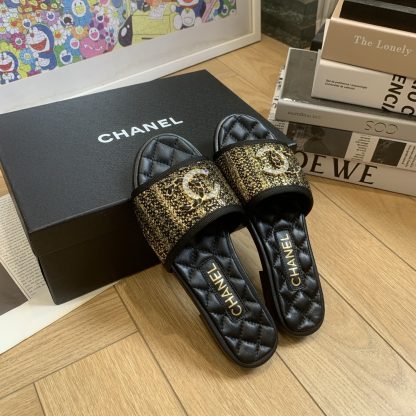 Chanel Spring and Summer Black and Gold New Double Chen Flat Slippers - Image 3