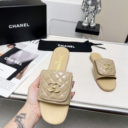 Chanel early spring apricot full retro style slippers - Image 3