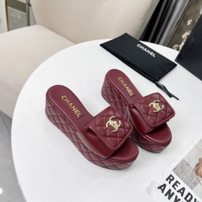 Chanel red spring and summer series European and American catwalk new slippers heel height 6.5 - Image 3