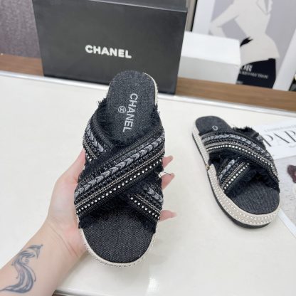 Chanel Early Spring Black and Gray Series Small Round Toe Hot Brick Slippers - Image 3