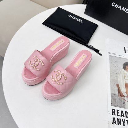Chanel Spring/Summer Dance Shoes Collection Pink European and American Catwalk New Slippers Heel Height 6.5cm - Image 3