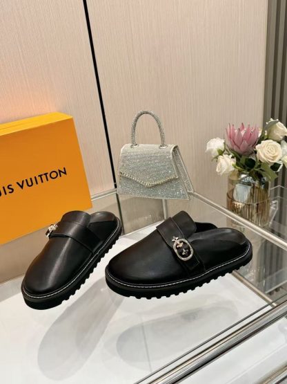 Louis Vuitton new half-slip winterbreak comfert flat slippers - Image 3