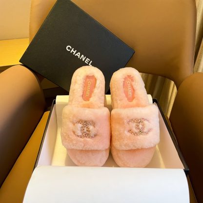 Chanel new pink pure natural lambswool slippers - Image 3